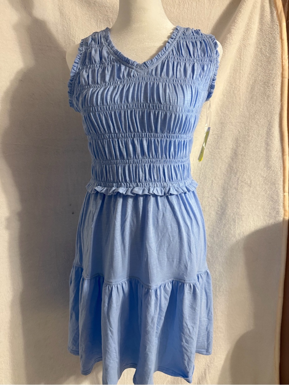 Time and Tru Light Blue Smocked V-Neck Sleeveless Midi Dress
